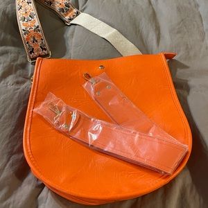 ADHORNED Double Entry U-Shaped Messenger w/2 Straps and RFID Pouch